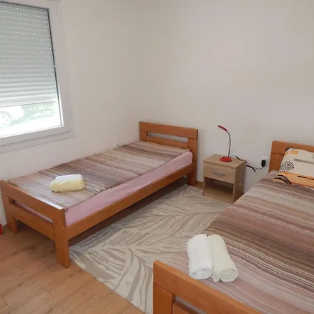 Bingo Apartment *
